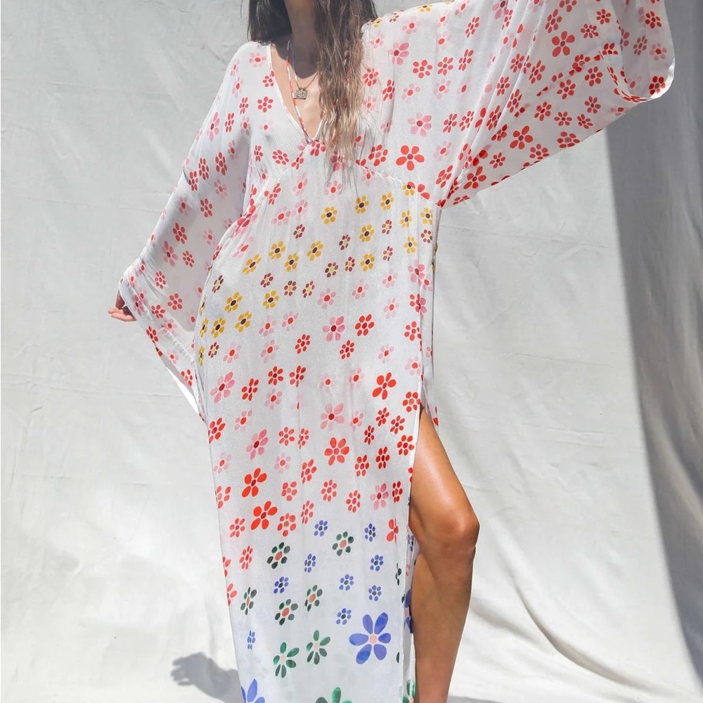 Jen's Pirate NWT. Booty Multicolor Floral Maxi Dress. Viscose Chiffon. Medium. - Picture 3 of 10